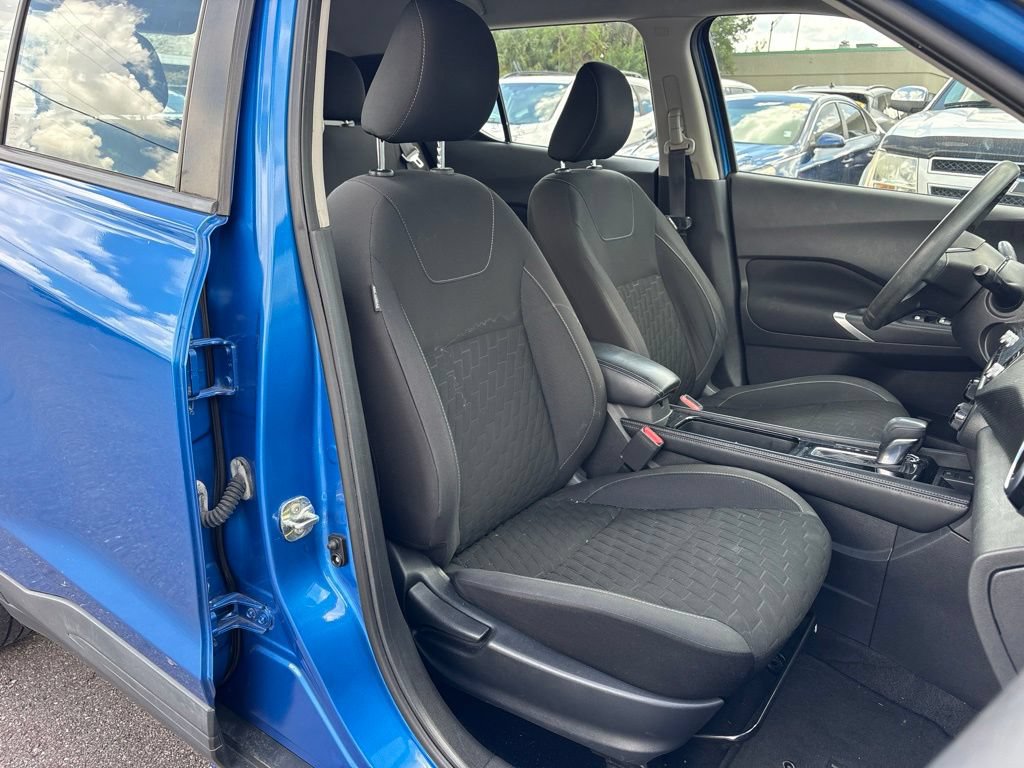 Used 2021 Nissan Kicks SV FWD image 19