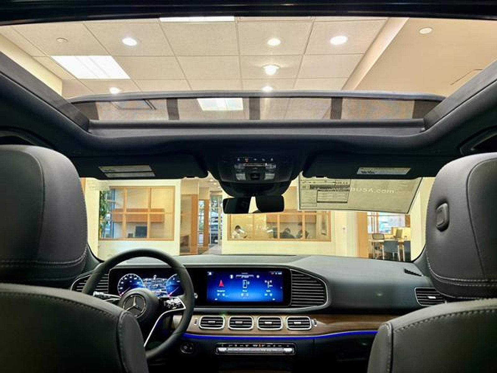 New 2026 Mercedes-Benz GLE 350 4MATIC image 10