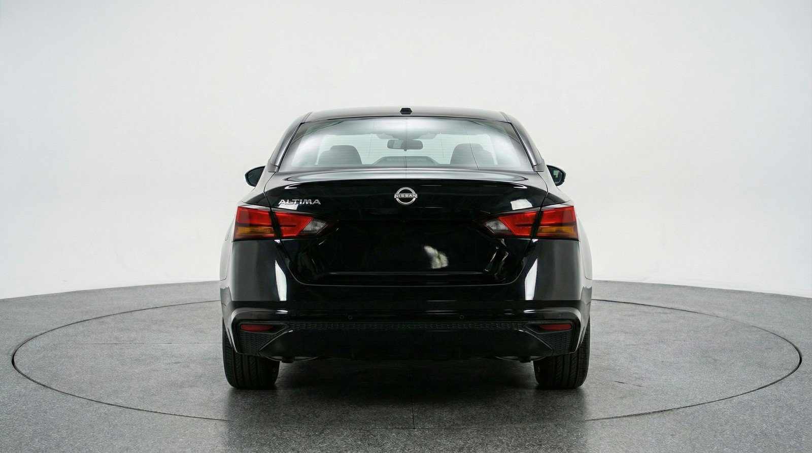 Used 2025 Nissan Altima 2.5 SV image 7