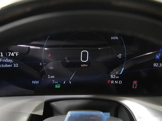 New 2026 Cadillac Vistiq Sport w/ LPO, Floor Liner Package image 9