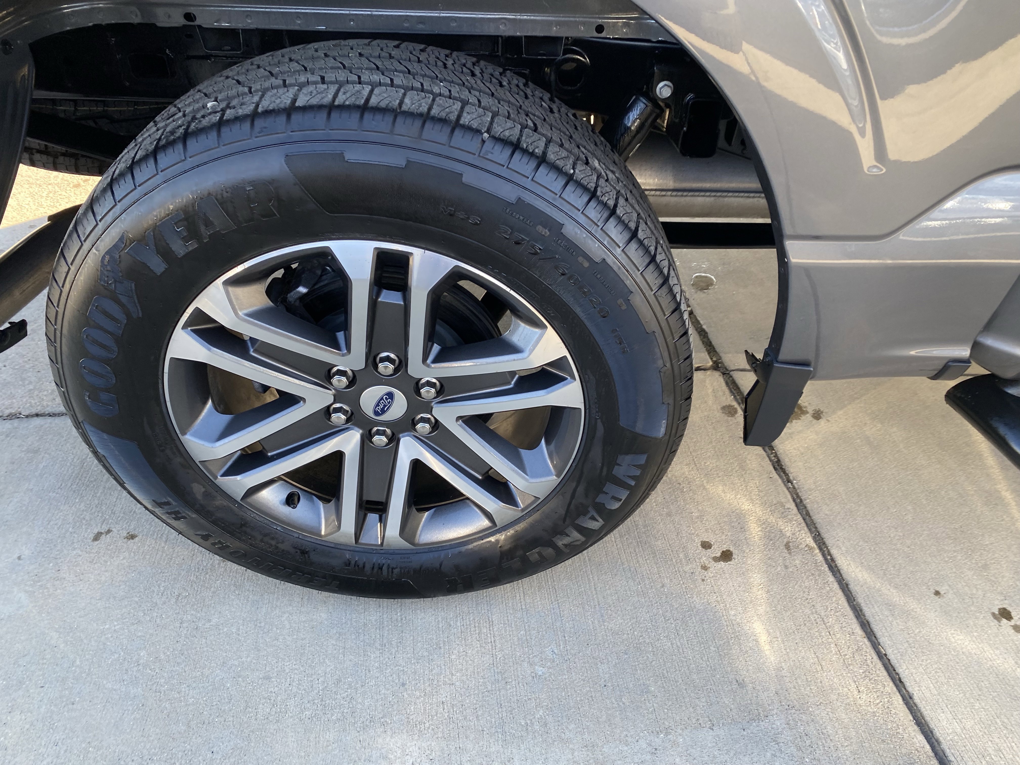 Used 2021 Ford F150 XL w/ STX Appearance Package image 5