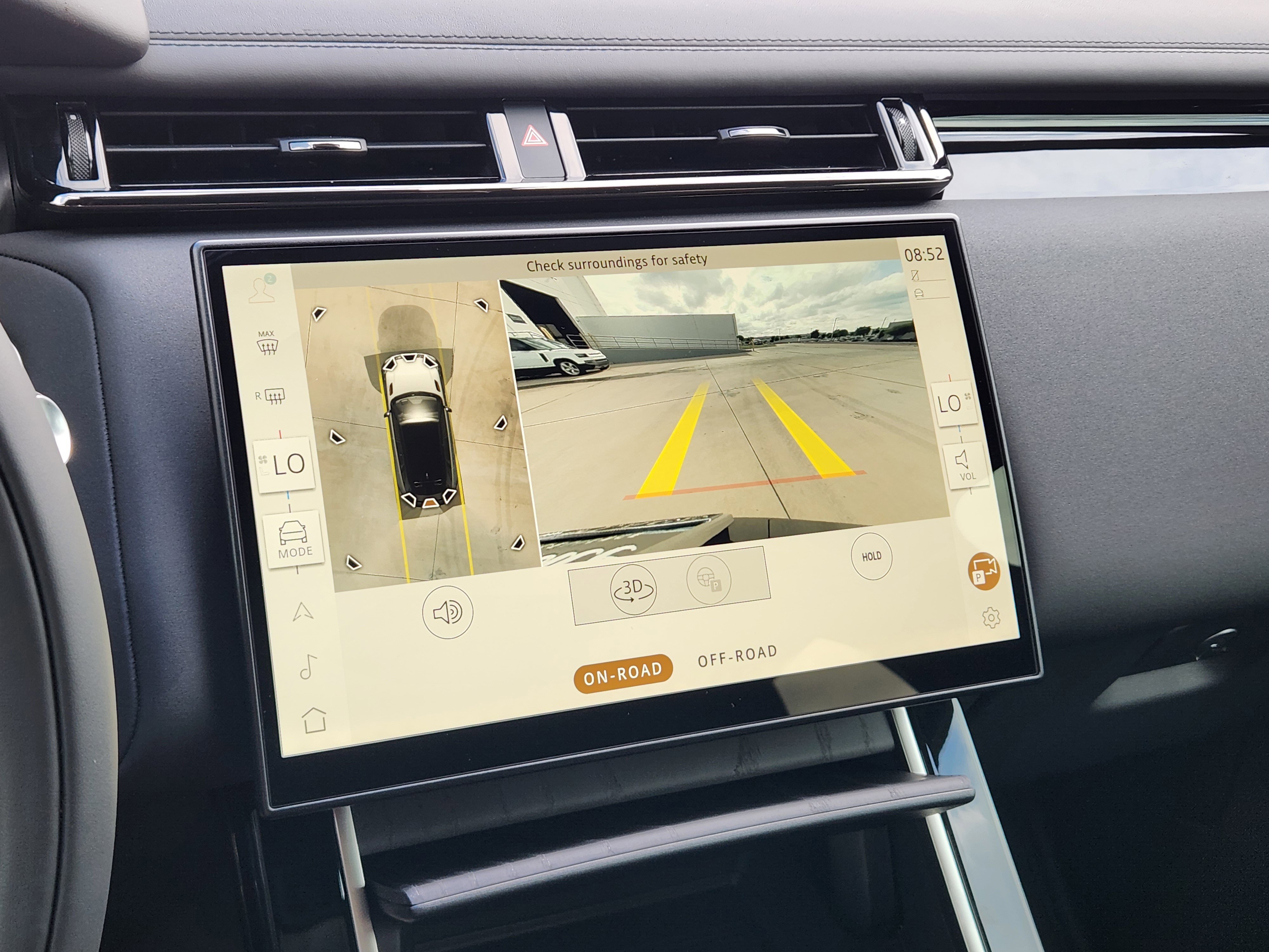 New 2026 Land Rover Range Rover Velar Dynamic SE image 18