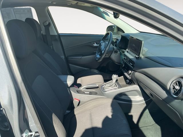 Certified 2023 Hyundai Kona SEL w/ Convenience Package image 16