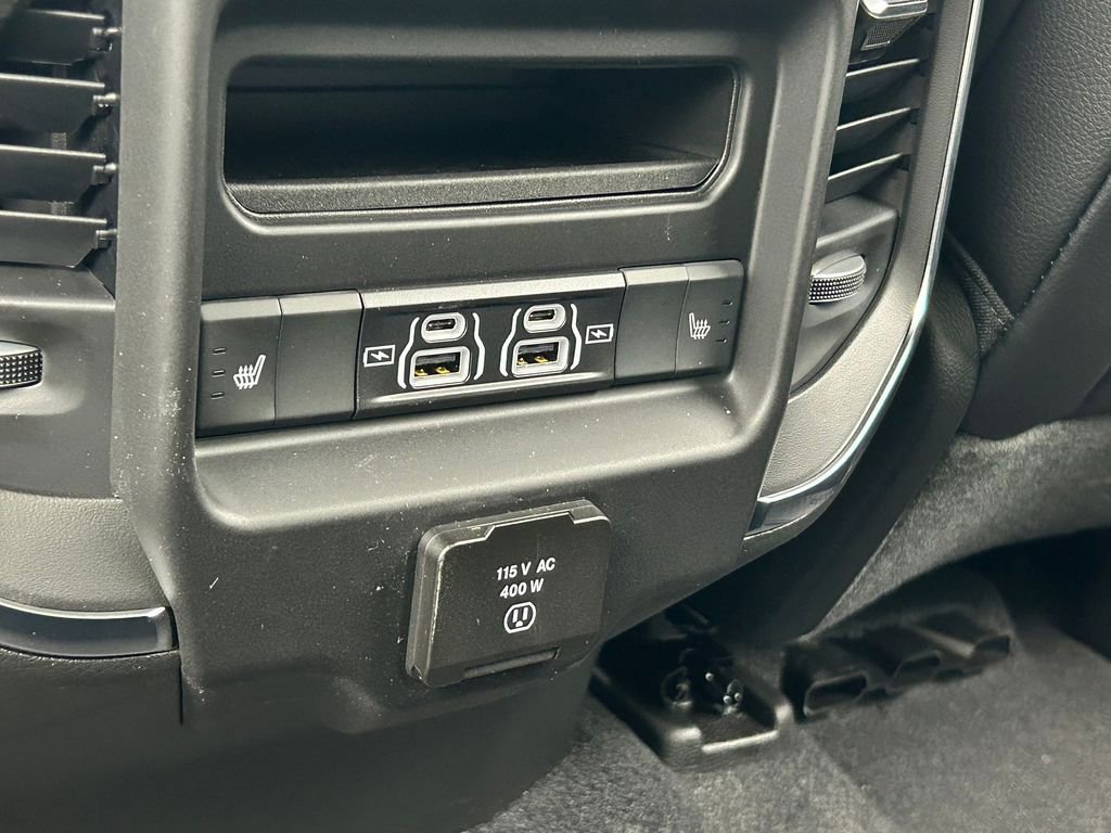 Used 2026 RAM 1500 Laramie w/ Night Edition image 38