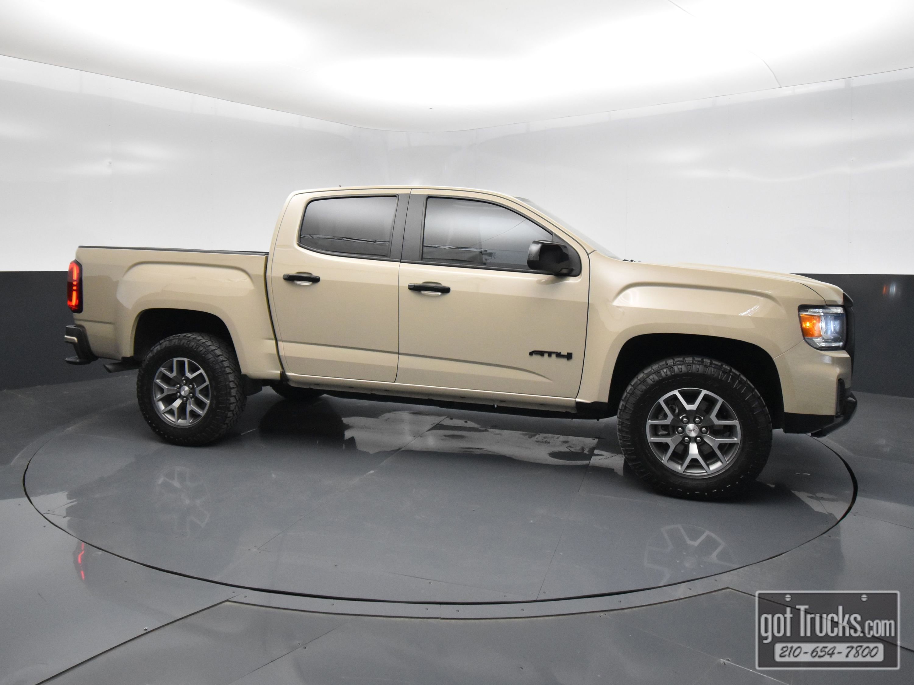 Used 2022 GMC Canyon AT4 w/ Trailering Package image 49
