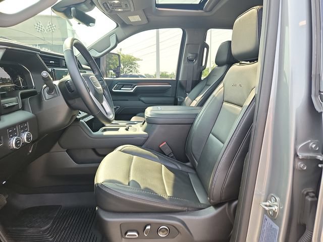 Used 2025 GMC Sierra 2500 Denali w/ Denali Reserve Package AWD/4WD image 13