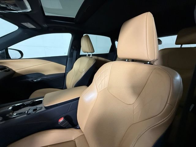 Used 2023 Lexus RX 350 Premium w/ Cold Area Package FWD image 5