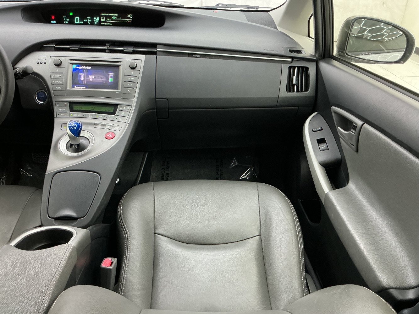 Used 2015 Toyota Prius Two FWD image 28