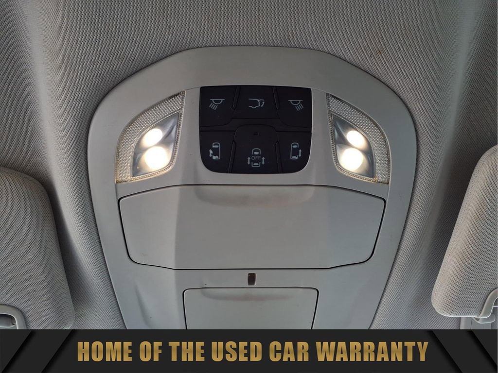 Used 2017 Chrysler Pacifica Touring-L image 26