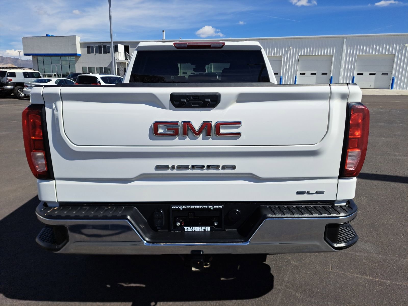 Used 2023 GMC Sierra 1500 SLE image 5