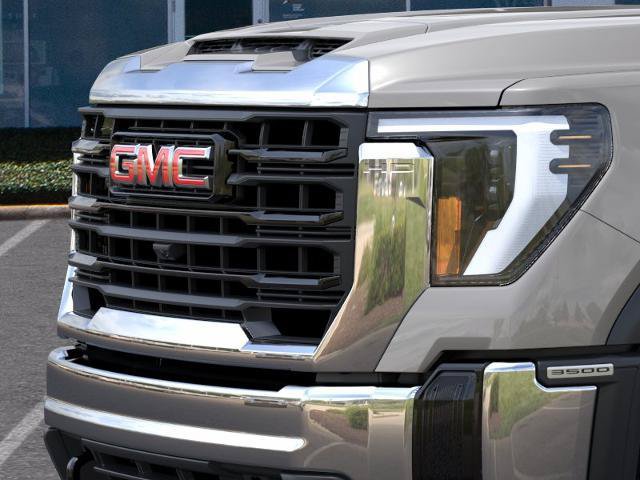 New 2026 GMC Sierra 3500 Pro AWD/4WD image 13