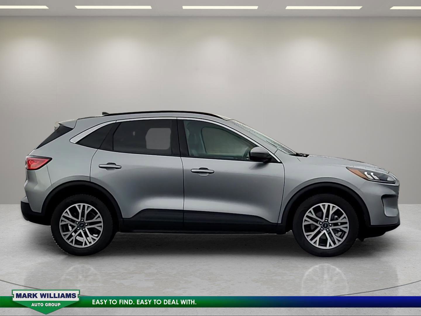Used 2021 Ford Escape SEL image 2