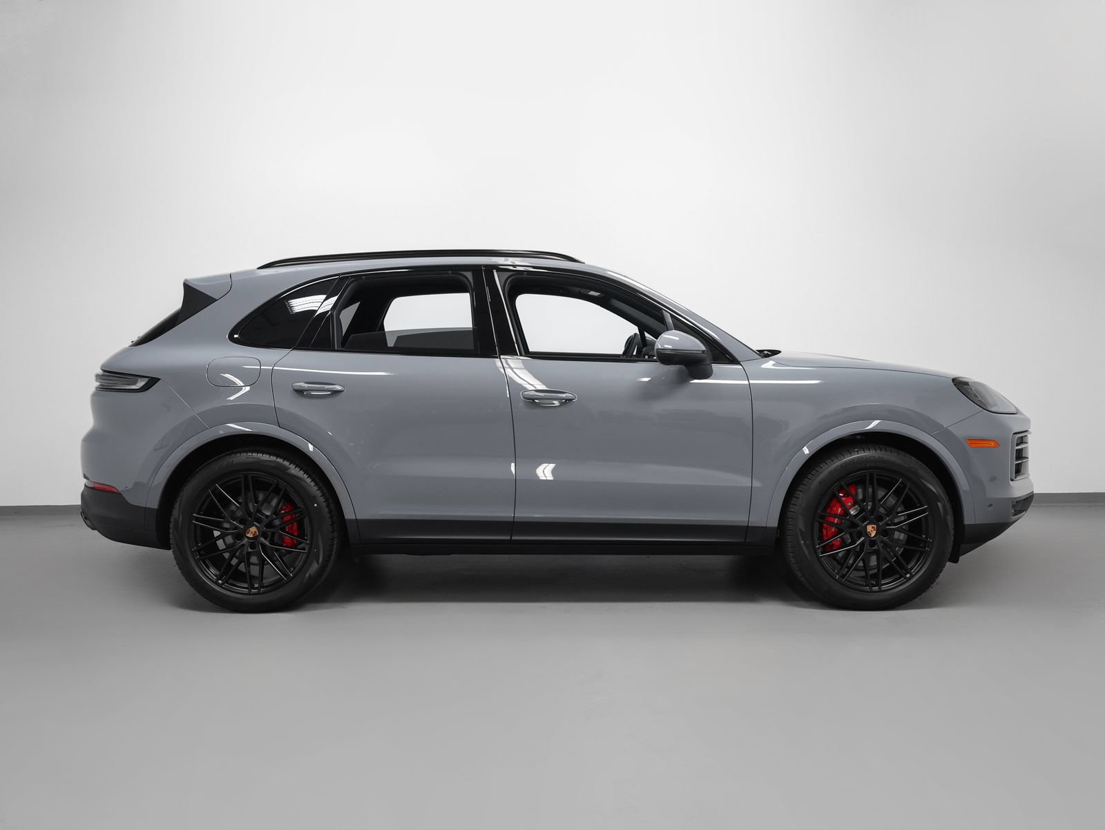 New 2026 Porsche Cayenne S AWD/4WD image 13