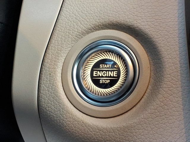 Certified 2022 Mercedes-Benz GLC 300 image 25