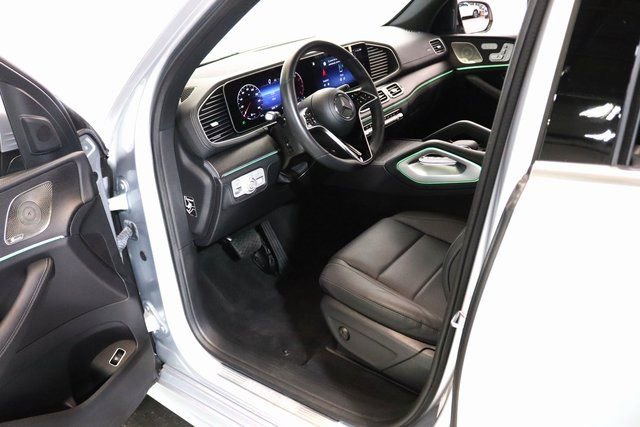 Used 2024 Mercedes-Benz GLE 450 4MATIC w/ AMG Line Exterior image 22