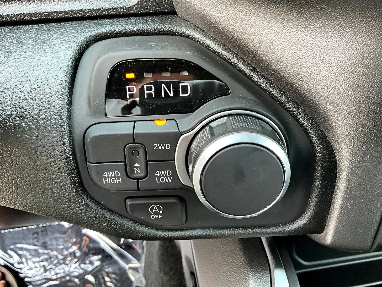 New 2026 RAM 1500 Express AWD/4WD image 25