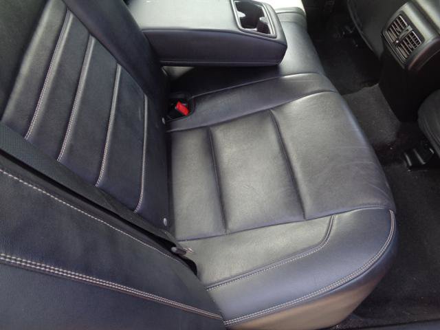 Used 2015 Toyota Camry XLE w/ Moonroof Package FWD image 18