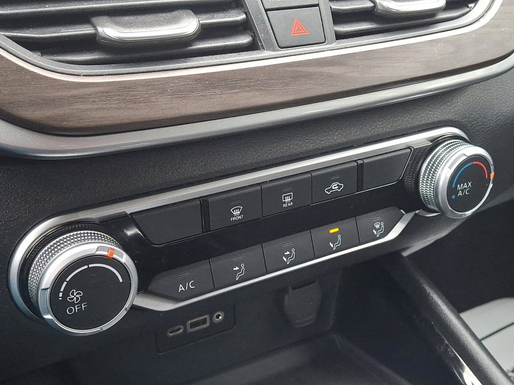 Used 2024 Nissan Altima 2.5 SV image 28