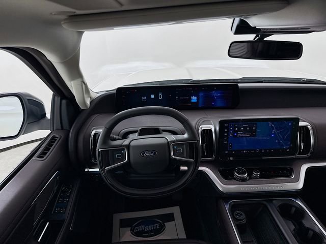 New 2025 Ford Expedition Platinum w/ Platinum Ultimate Package AWD/4WD image 24
