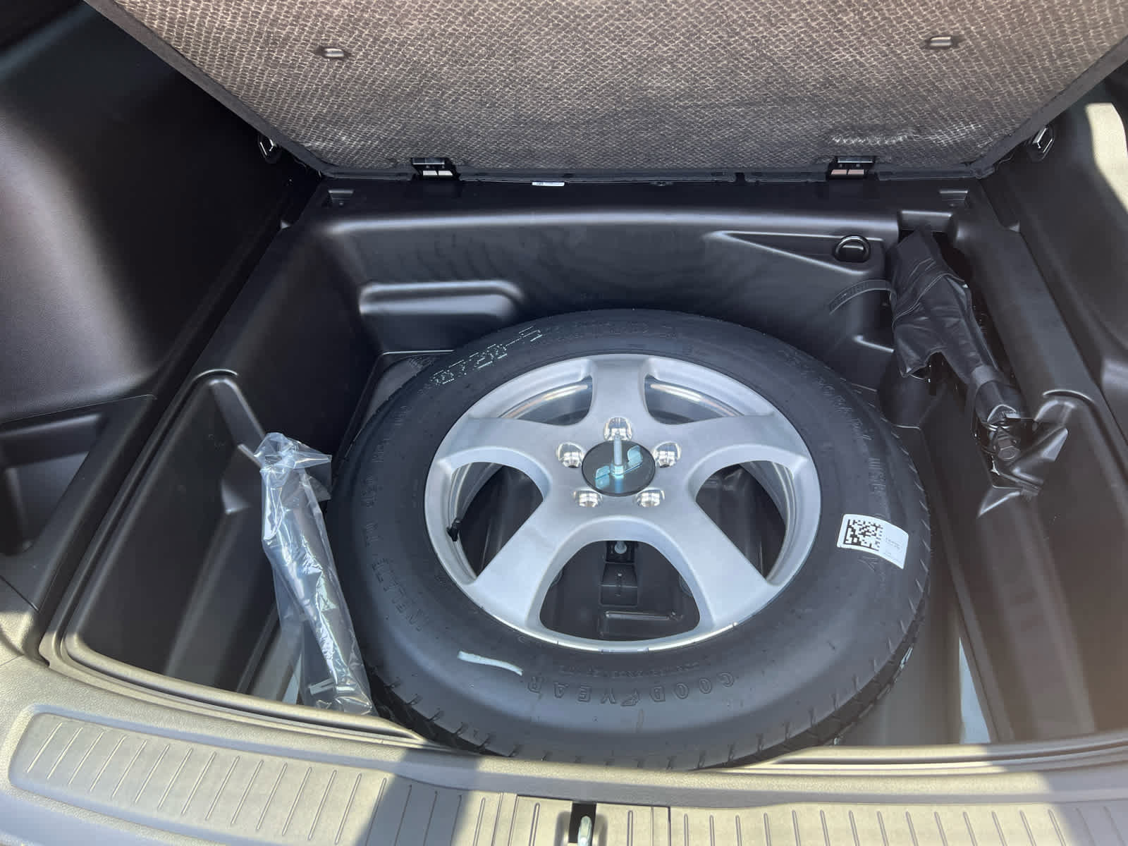 New 2025 Jeep Grand Cherokee Laredo w/ Luxury Tech Group I image 42