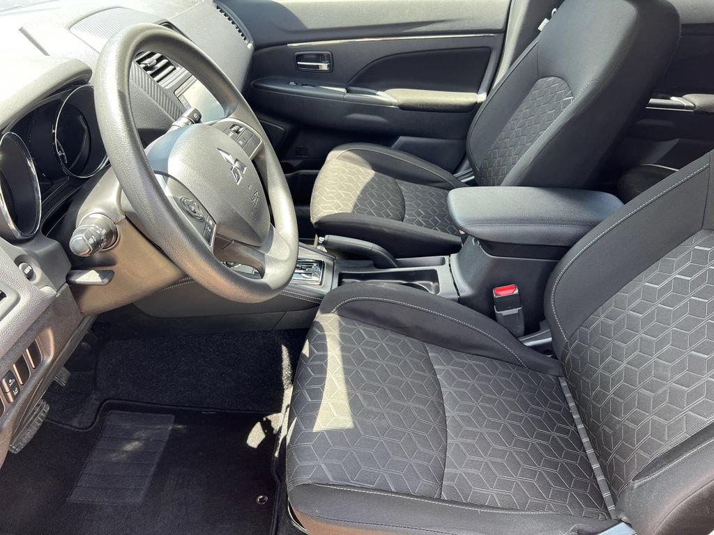Used 2024 Mitsubishi Outlander Sport ES AWD/4WD image 17
