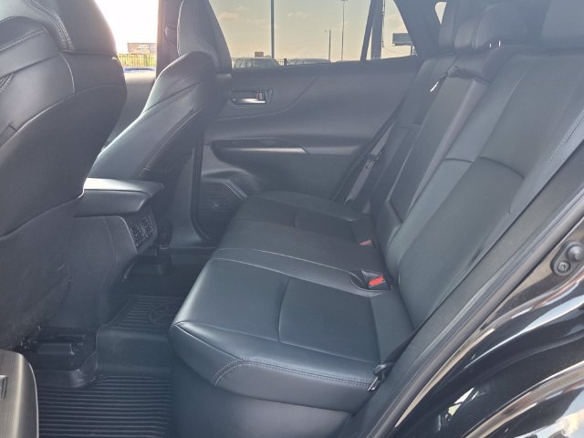 Used 2023 Toyota Venza Nightshade AWD/4WD image 6