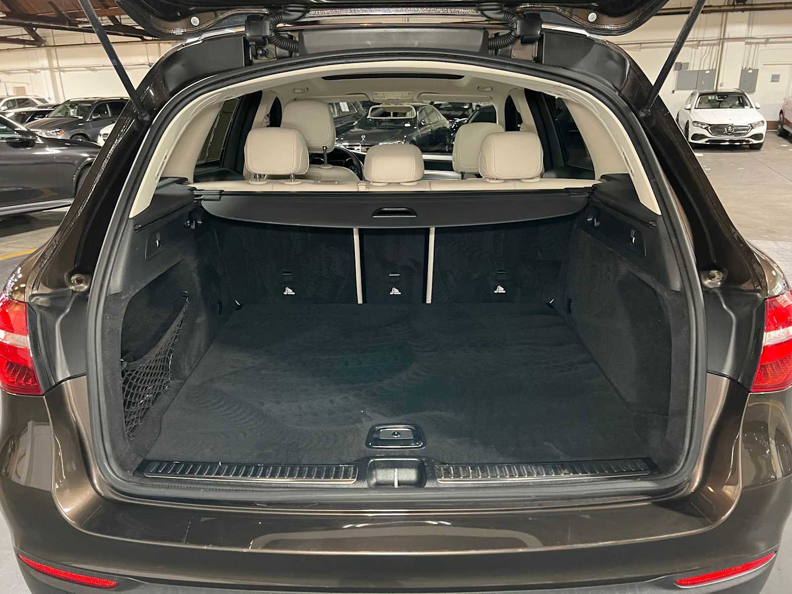 Used 2018 Mercedes-Benz GLC 300 image 14