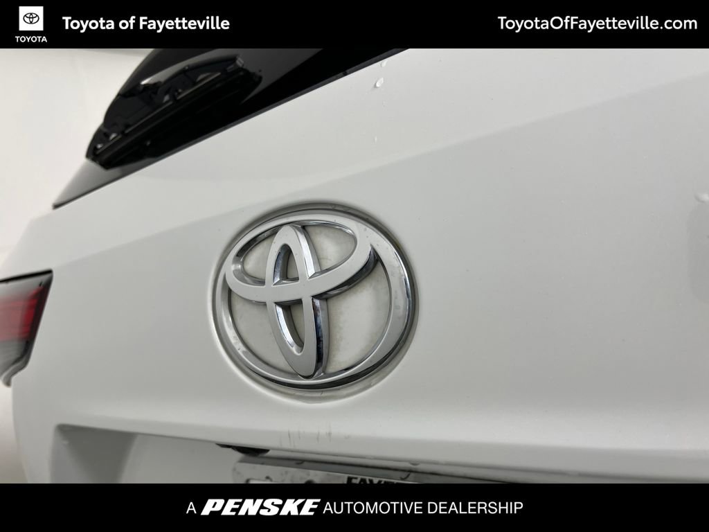 Used 2022 Toyota Highlander XLE FWD image 21