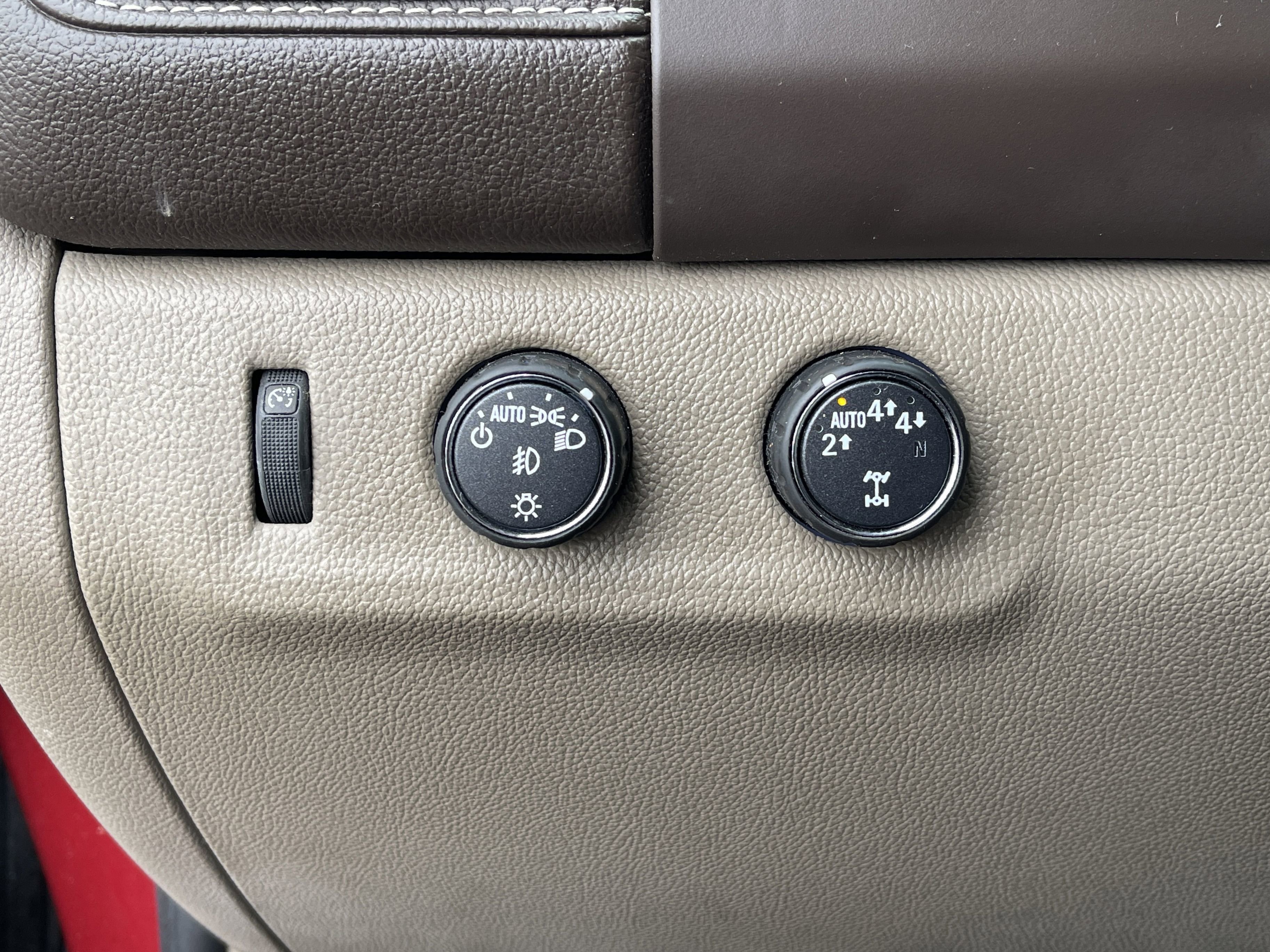 Used 2020 GMC Canyon SLT w/ Driver Alert Package image 18