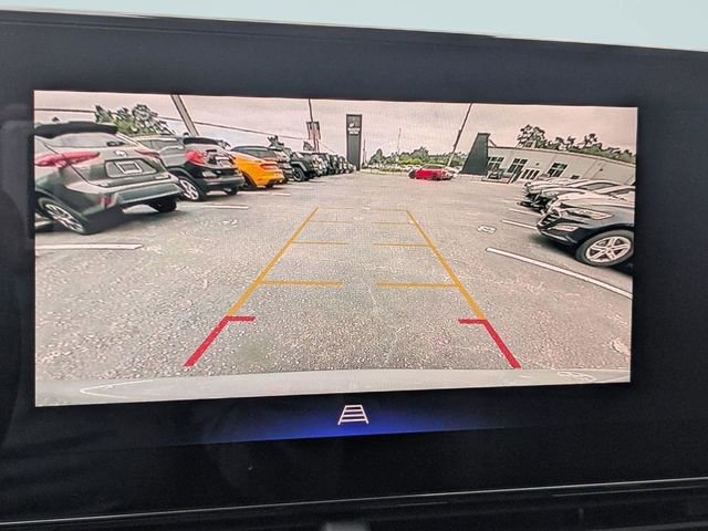 Used 2025 Chevrolet Trax ACTIV w/ Sunroof Package image 5