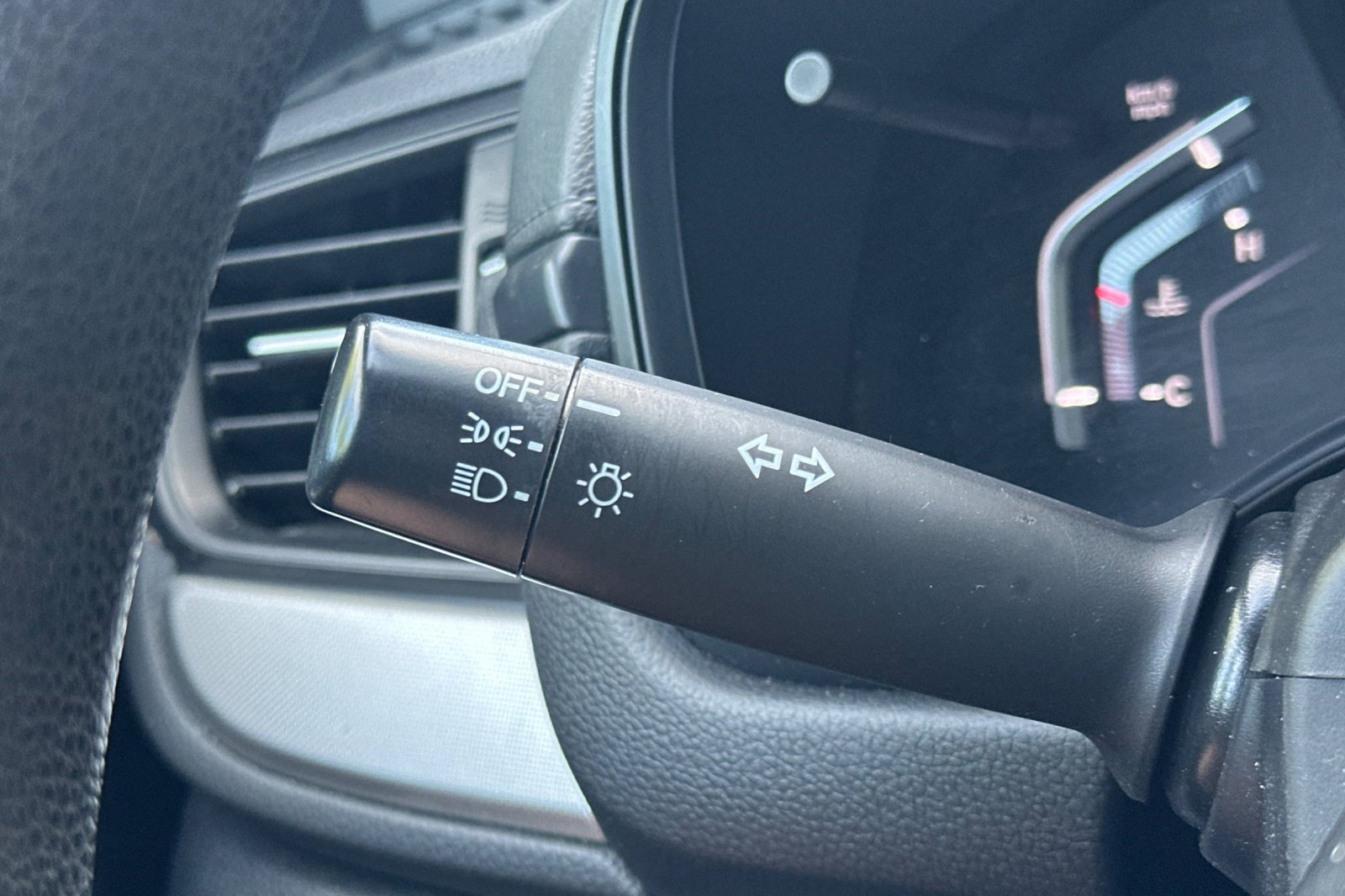 Used 2019 Honda CR-V LX image 30