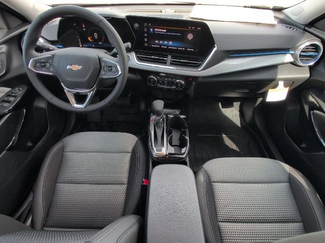 New 2026 Chevrolet Trax LT w/ Sunroof Package image 5