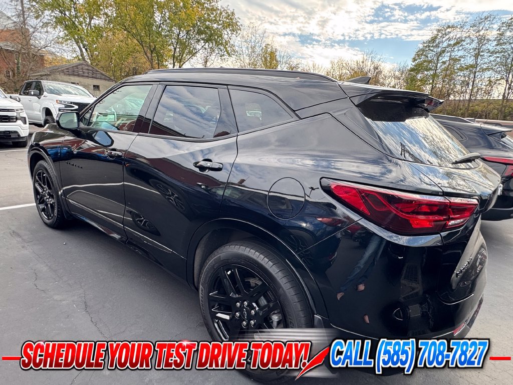 Used 2025 Chevrolet Blazer RS w/ Driver Confidence II Package AWD/4WD image 4