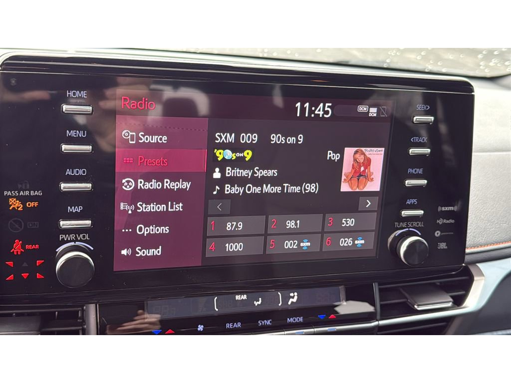 Certified 2024 Toyota Sienna XSE w/ XSE Plus Package image 18