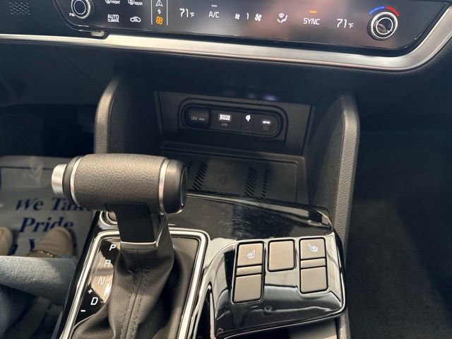 Used 2025 Kia Sportage EX image 27