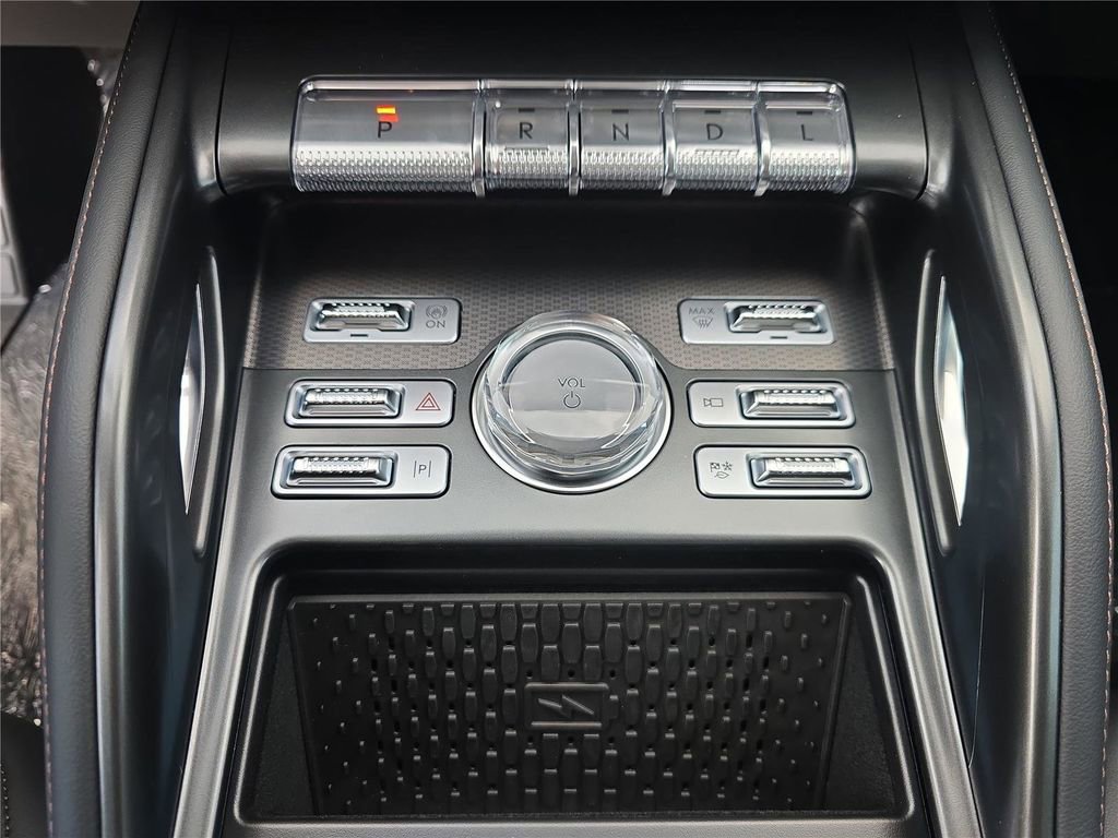 New 2026 Lincoln Nautilus Premier w/ Equipment Group 102A AWD/4WD image 16
