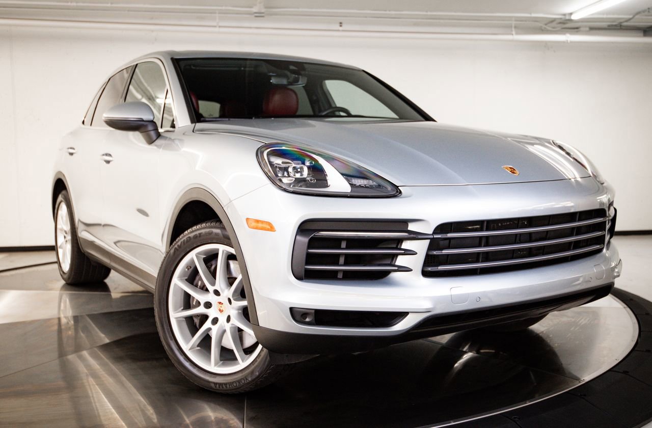 Used 2023 Porsche Cayenne AWD/4WD image 9