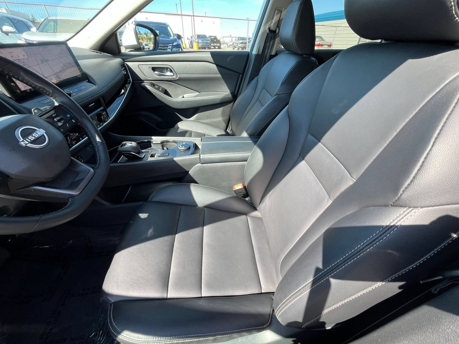 Used 2026 Nissan Rogue SL AWD/4WD image 25