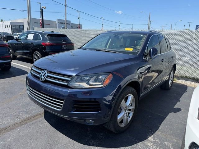 Used 2011 Volkswagen Touareg VR6 AWD/4WD image 1