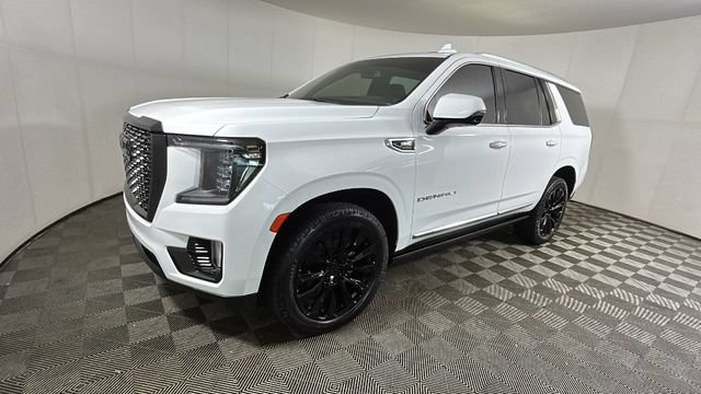 Used 2023 GMC Yukon Denali AWD/4WD image 6