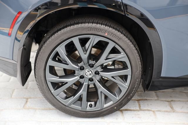 Used 2025 Toyota Crown Signia w/ Advanced Technology Package AWD/4WD image 46