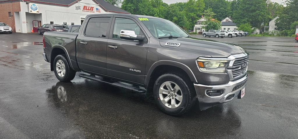 Used 2022 RAM 1500 Laramie AWD/4WD image 3