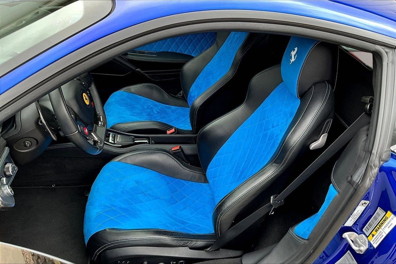 Used 2015 Ferrari 458 Italia Coupe image 21