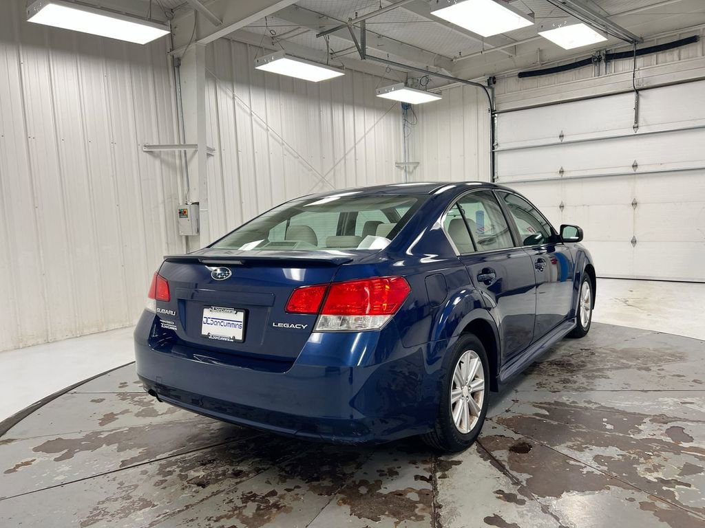 Used 2011 Subaru Legacy 2.5i Premium w/ All-Weather Pkg AWD/4WD image 3