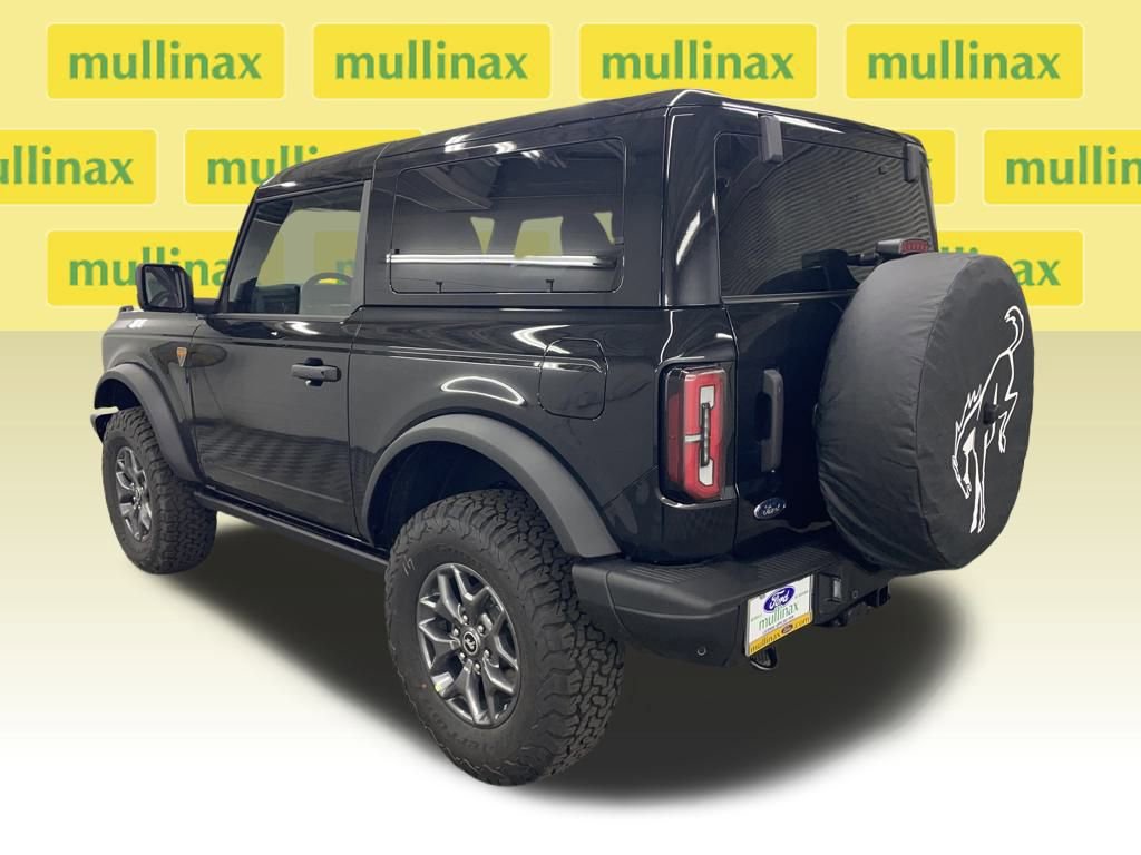 New 2025 Ford Bronco Badlands image 9