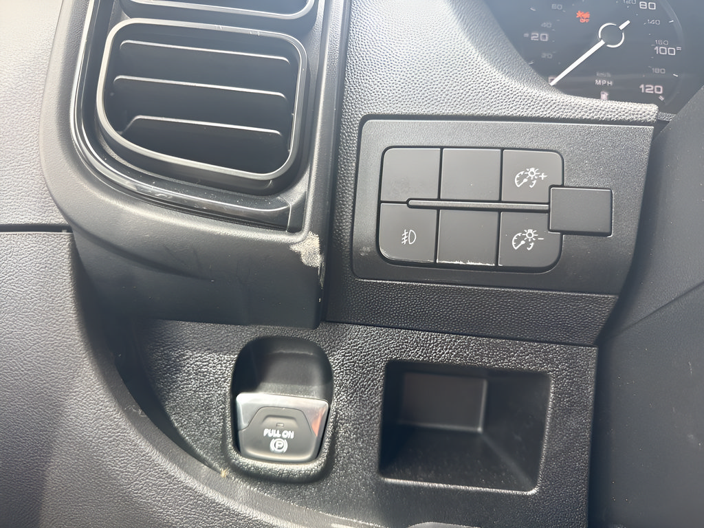 New 2025 RAM ProMaster 1500 w/ Convenience Group FWD image 5