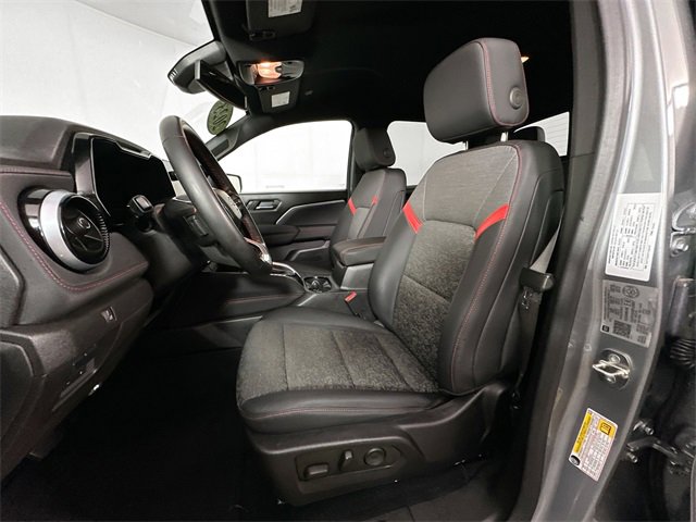 Used 2023 Chevrolet Colorado Z71 w/ Z71 Convenience Package 2 image 18