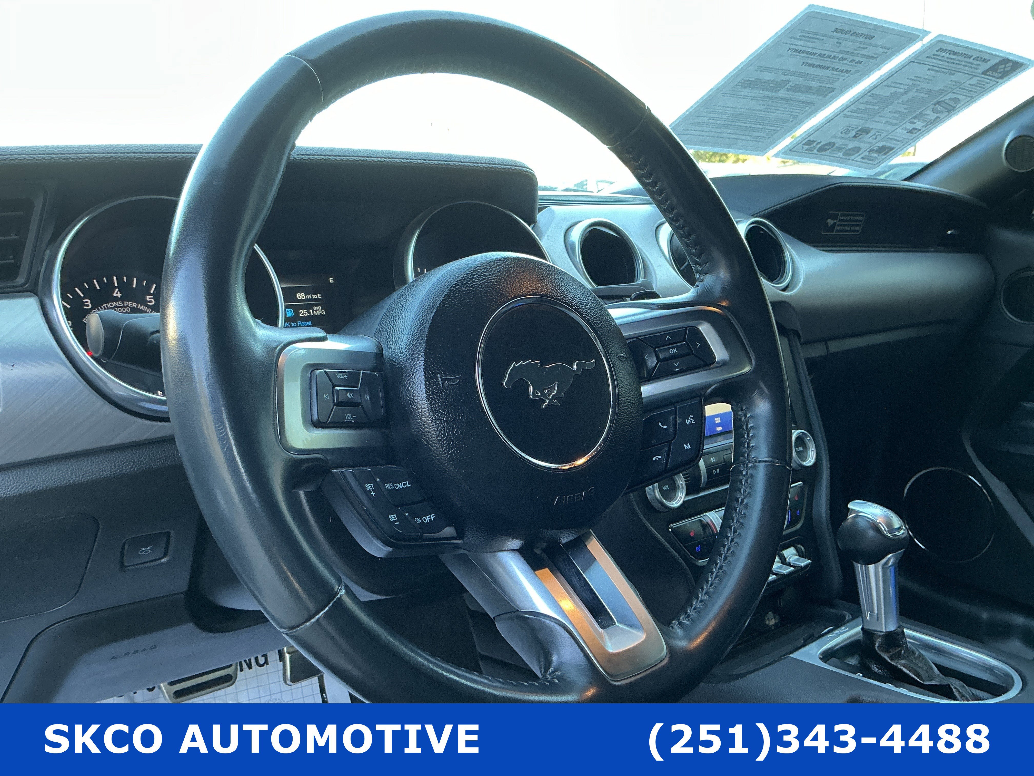 Used 2020 Ford Mustang Premium image 22