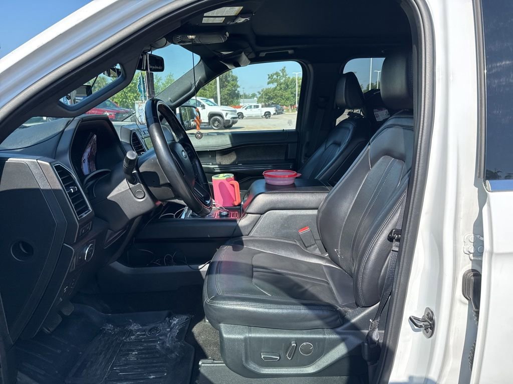 Used 2021 Ford Expedition Limited AWD/4WD image 9