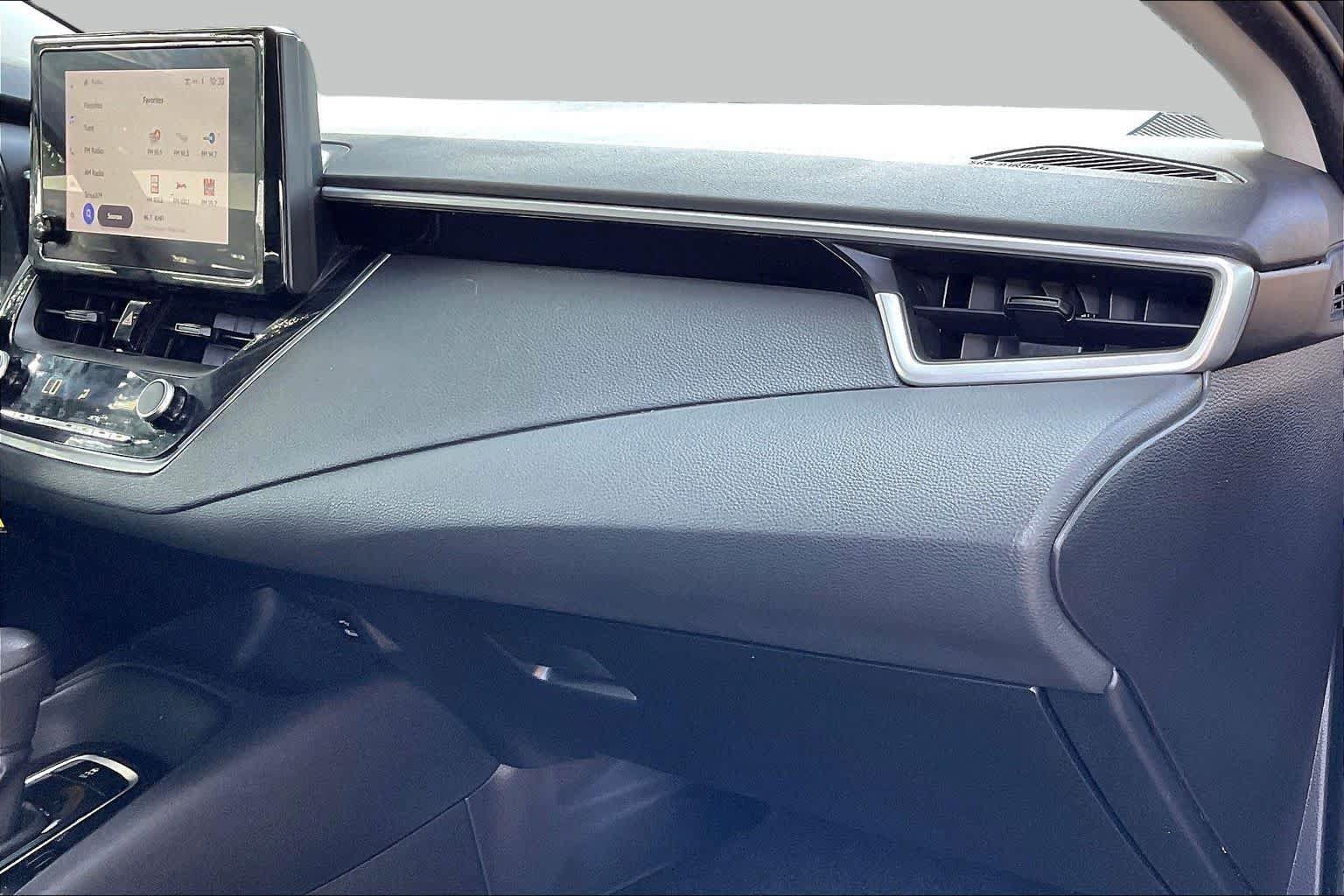 Used 2023 Toyota Corolla LE FWD image 19